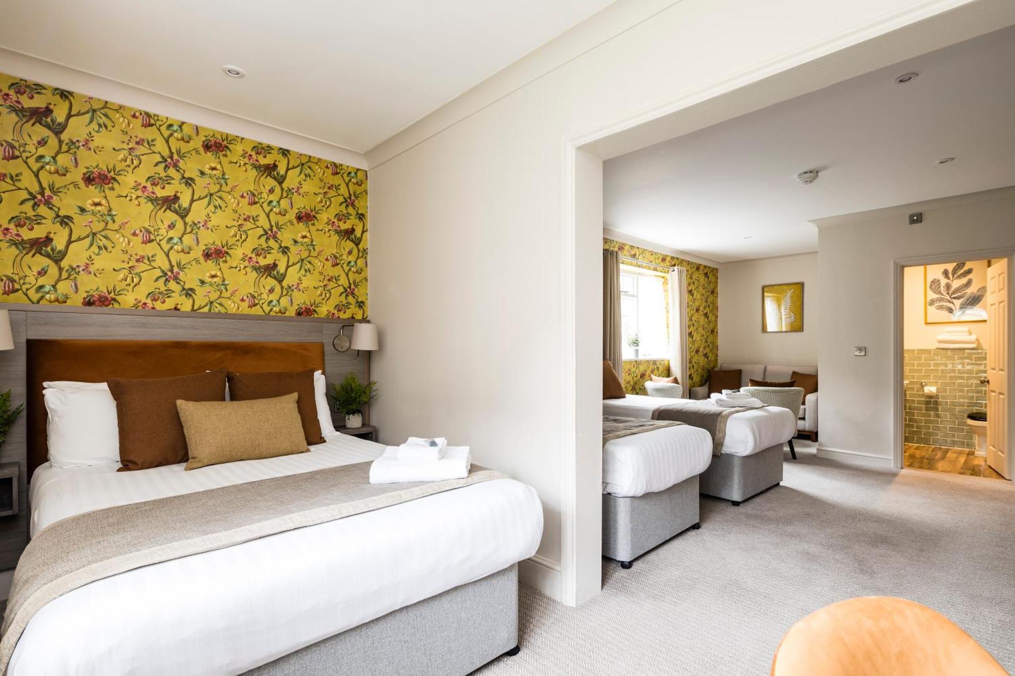 The Holt Hotel Steeple Aston Экстерьер фото