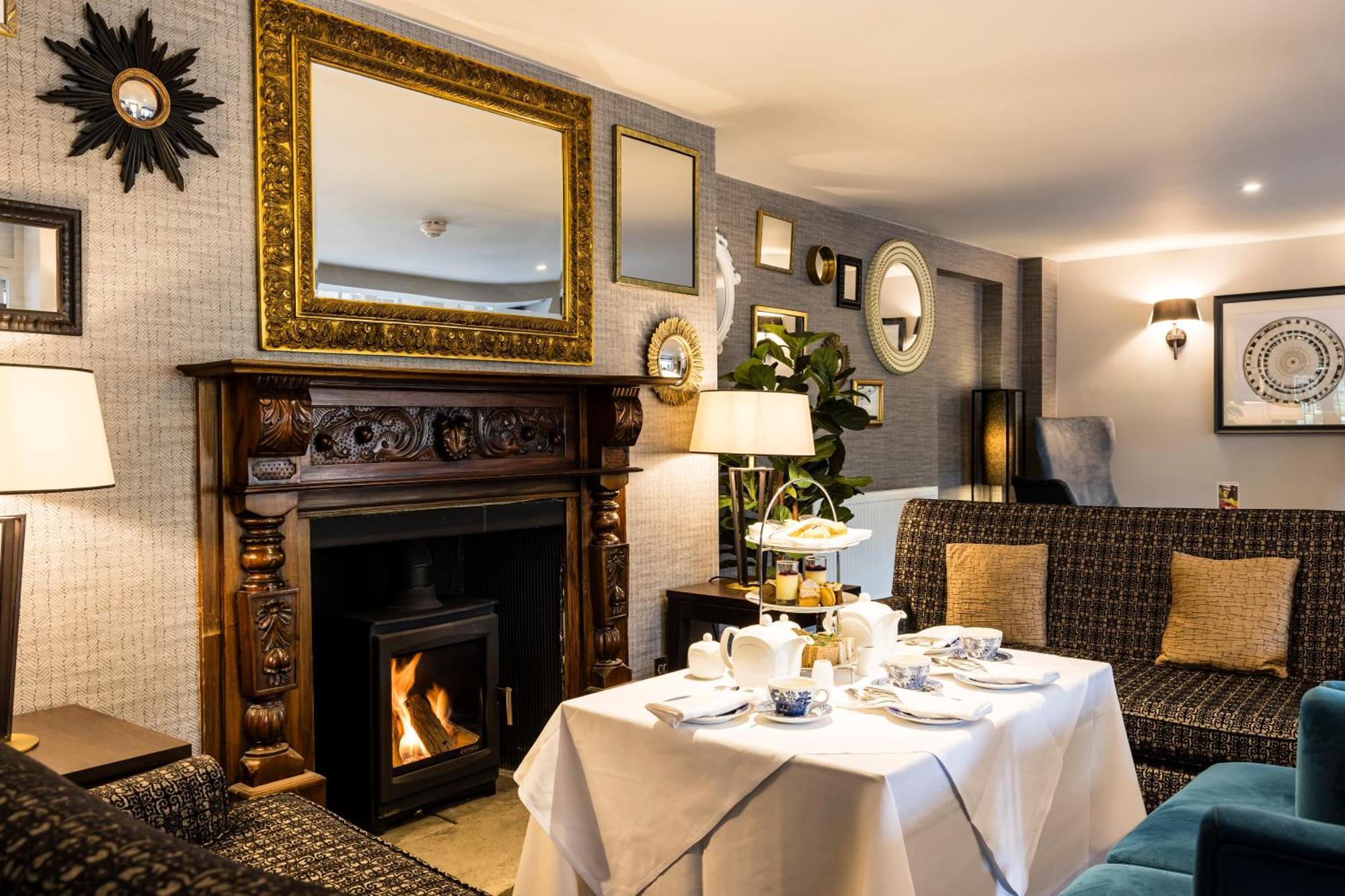 The Holt Hotel Steeple Aston Экстерьер фото