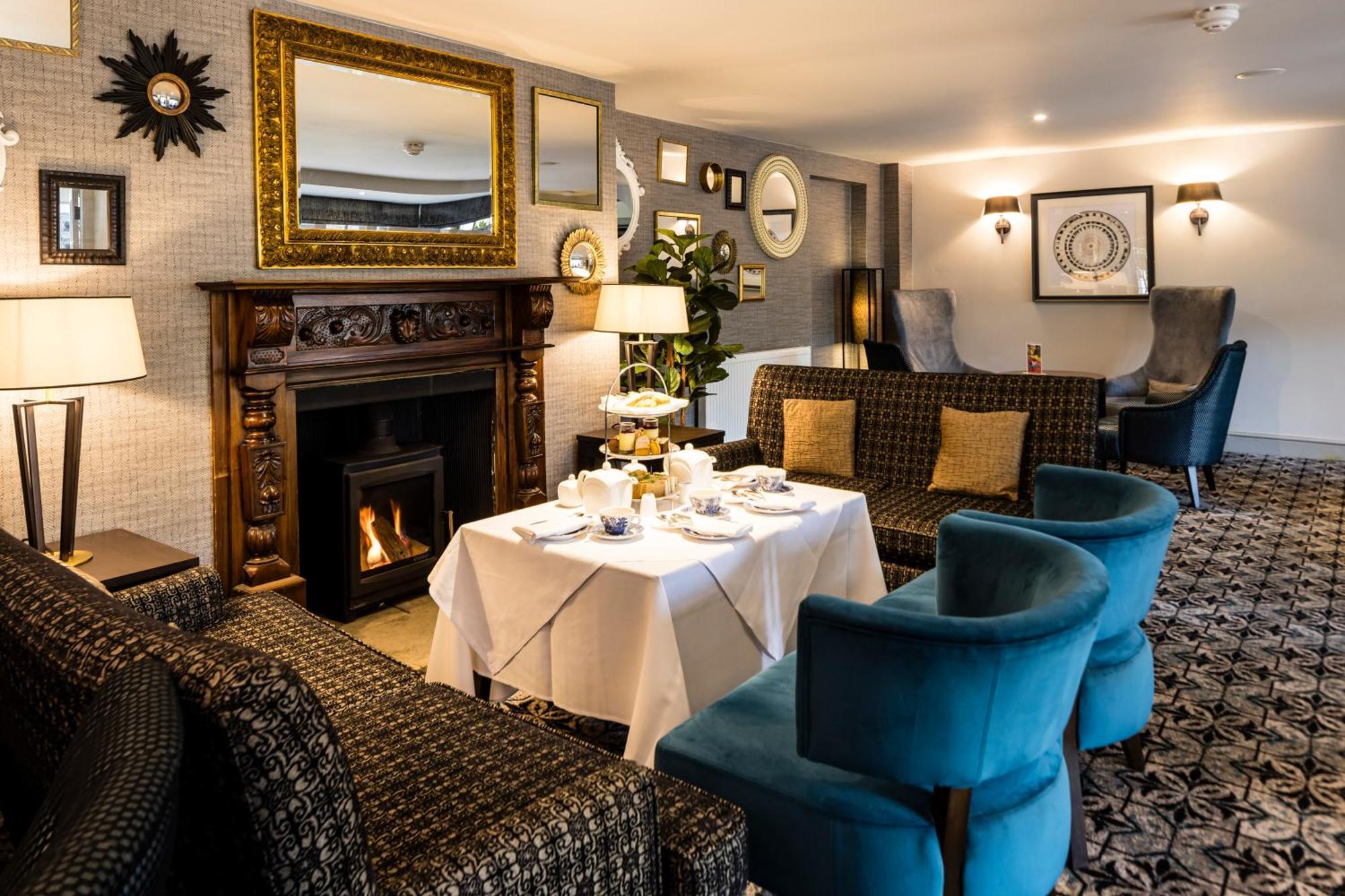 The Holt Hotel Steeple Aston Экстерьер фото
